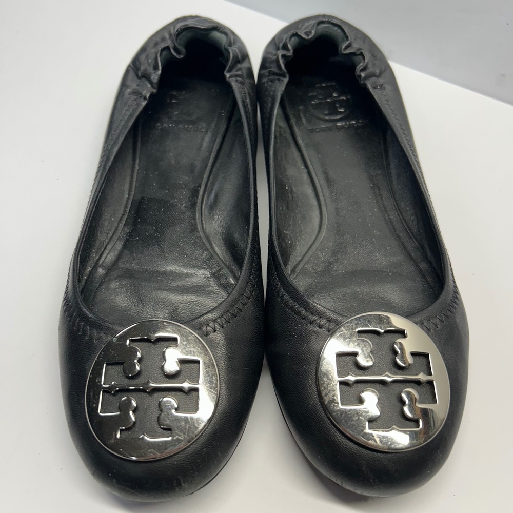 Tory Burch Reva Ballet Flats Black Women 7M Leather Silver Medallion Logo Classi